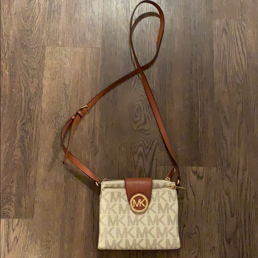 Michael Kors brown and good cross body